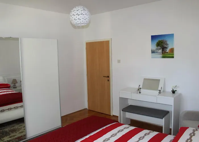 Ljepa * Biograd Na Moru