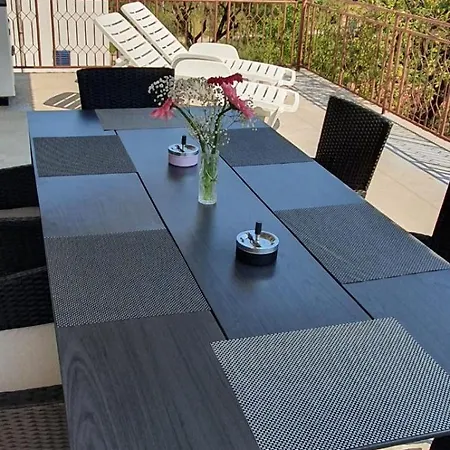 Apartment Ljepa *